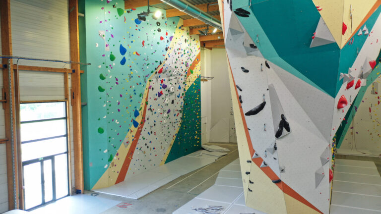 Escalade sur cordes : voie à Climb Up Le Mans